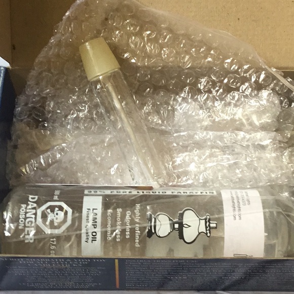 Shabbat/Yom Tov Glass Nerot Candles w/ Oil & Wicks - Picture 5 of 5